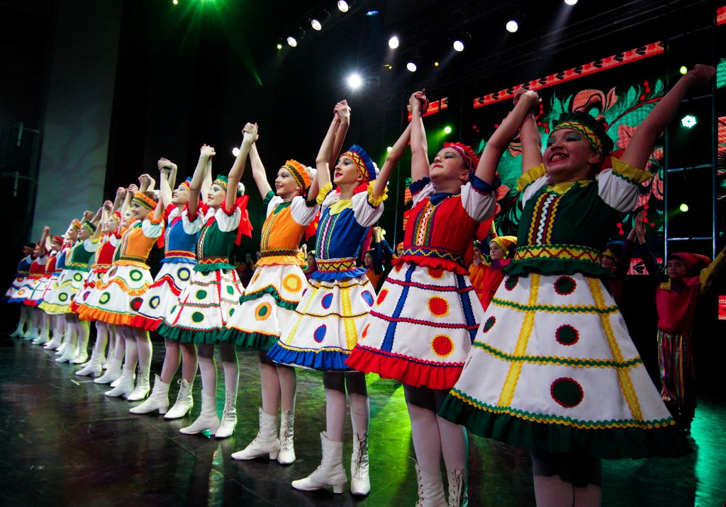 ПРОГРАММА: "Первые шаги" 19-21 мая- Дальневосточный детский конкурс хореографического искусства